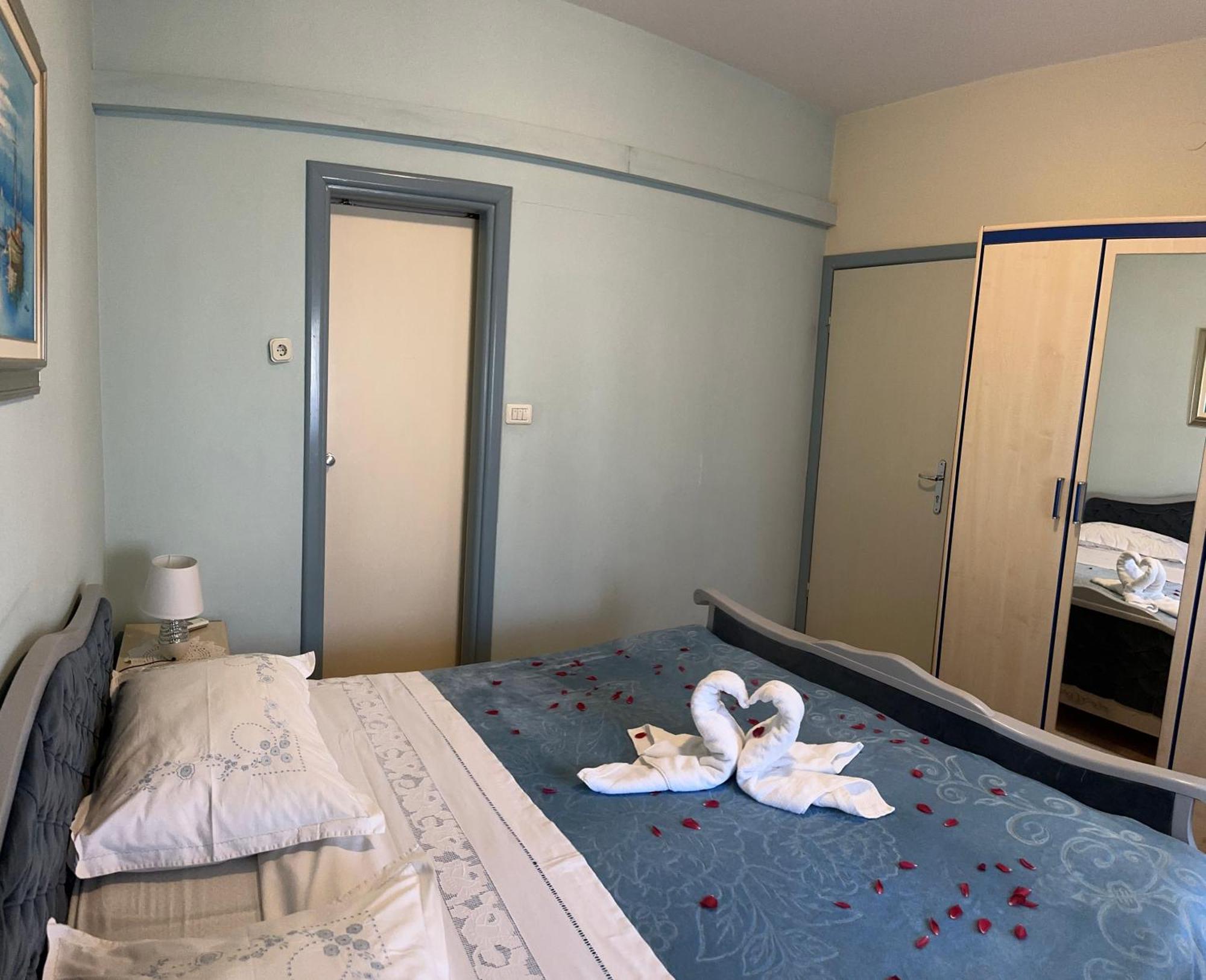 Vs Rooms Split Luaran gambar