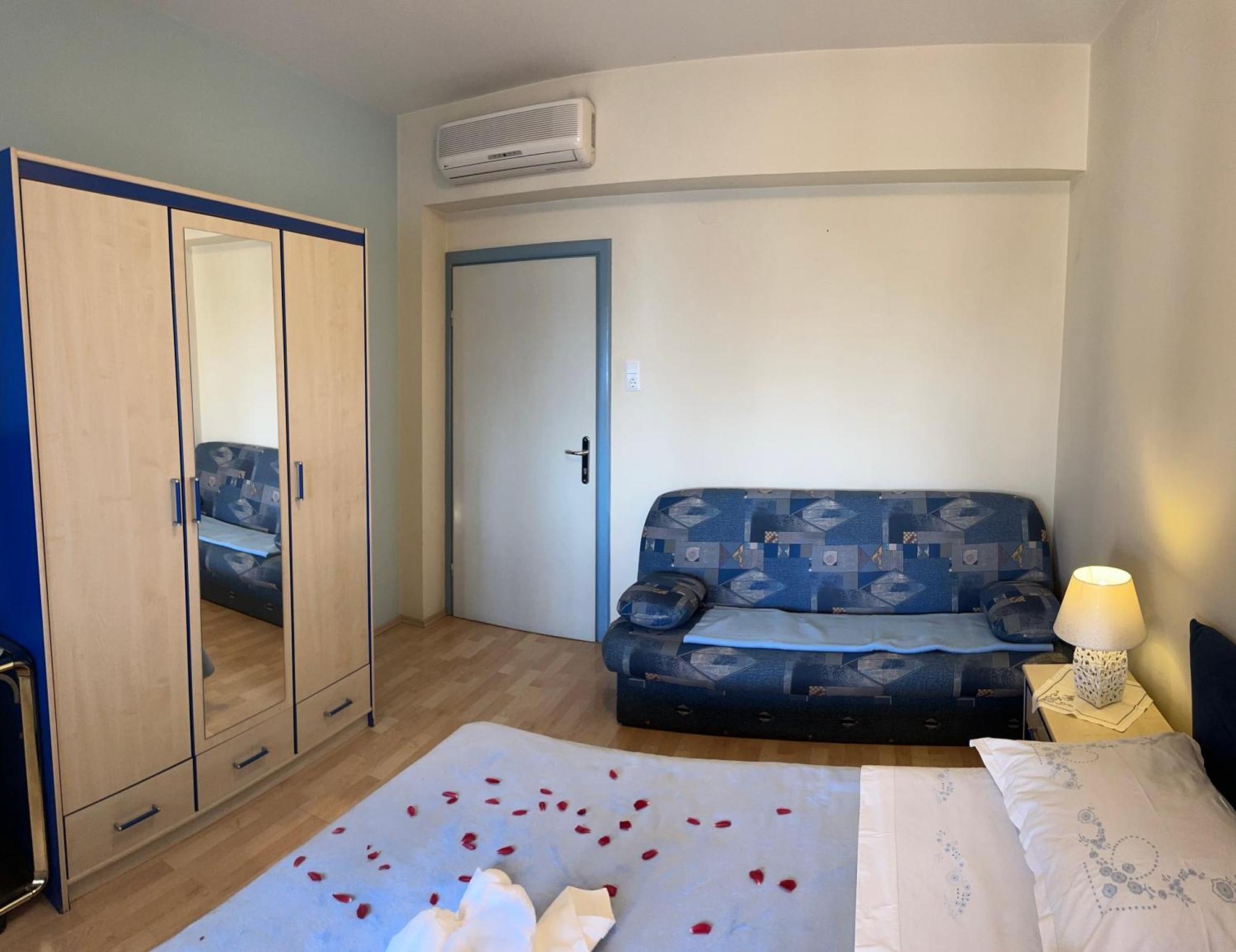 Vs Rooms Split Luaran gambar