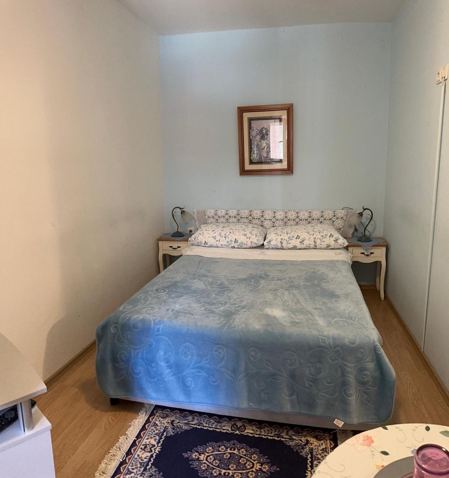 Vs Rooms Split Luaran gambar